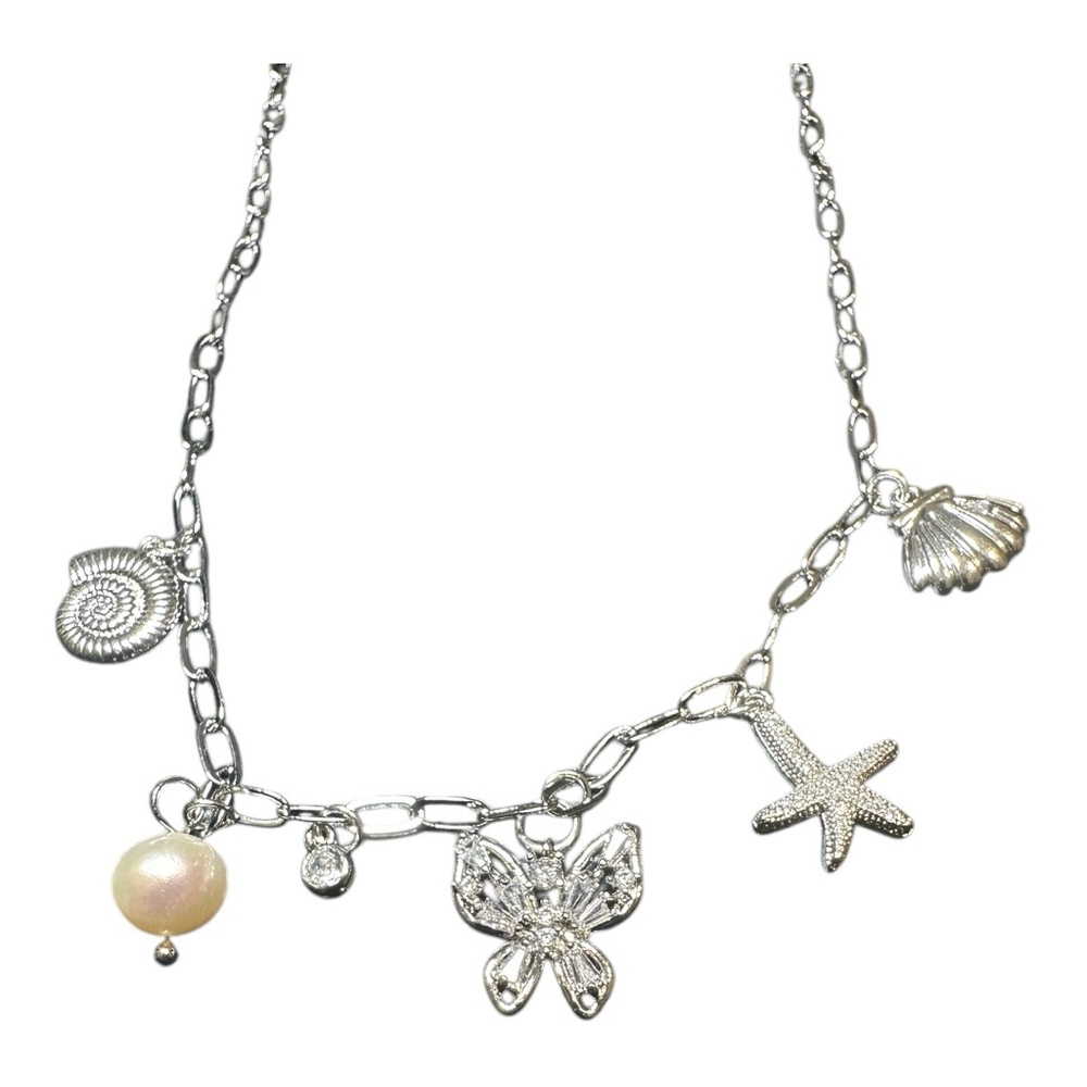 B.B. Lila Charm Necklace – Silver Chain with Seashell & Butterfly Charms